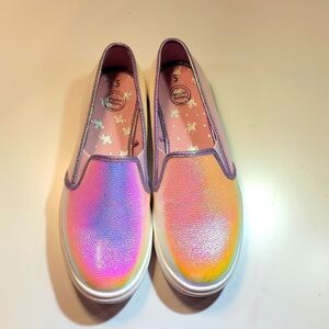 WONDER NATION RAINBOW ROUND TOE SLIP-ON SNEAKER